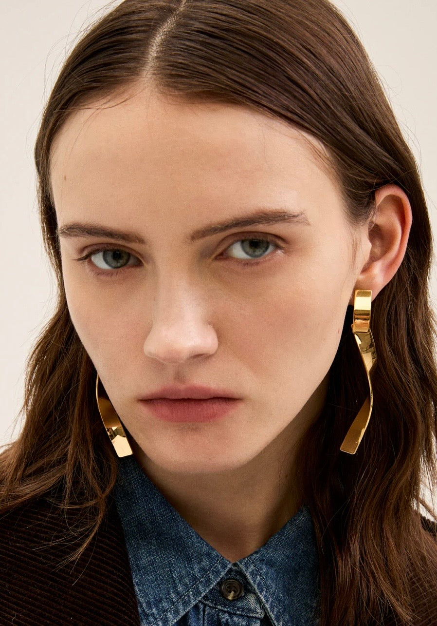 Orecchini dorati lunghi Nalì